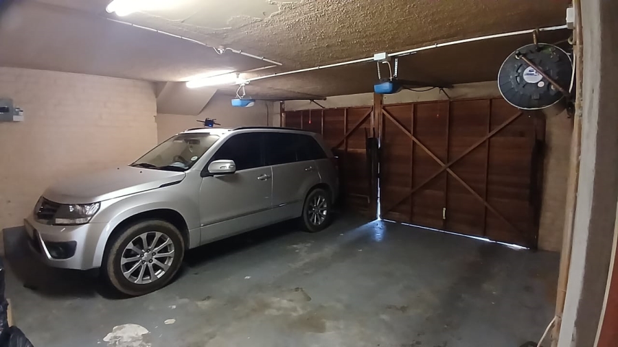 To Let 1 Bedroom Property for Rent in Panorama Western Cape